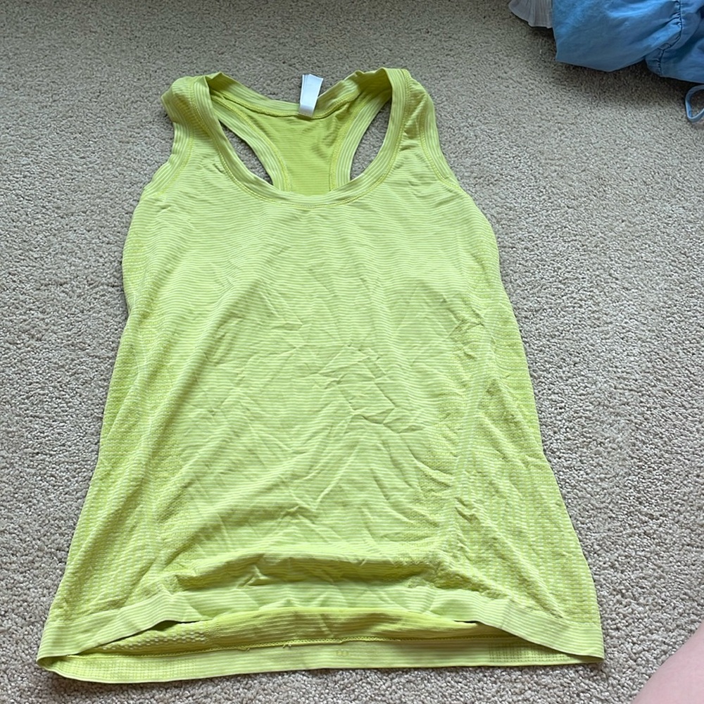 Athleta shirt
